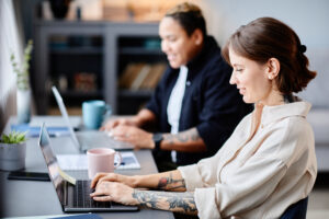 Nieuwsbrief versturen met Outlook