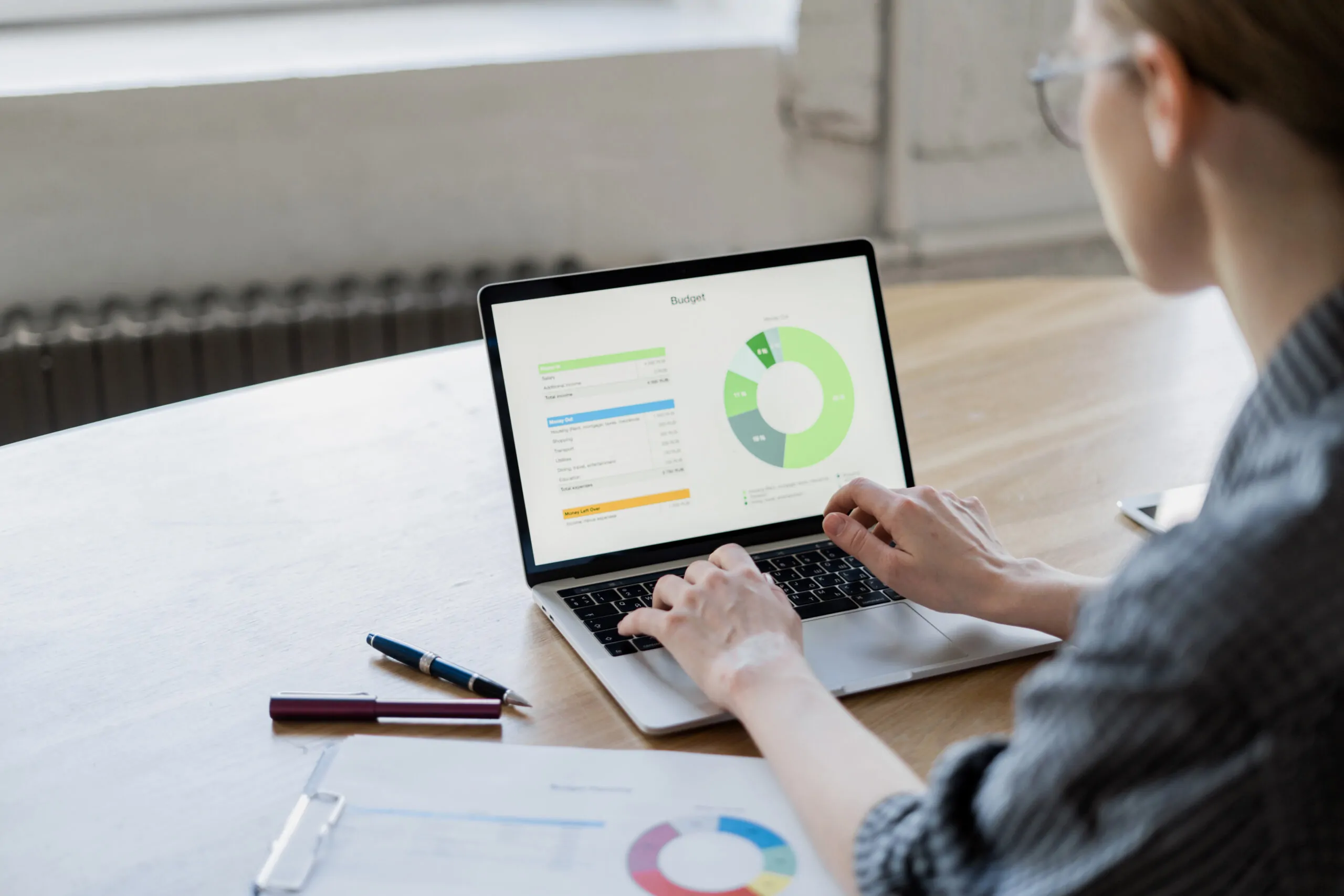 the laptop screen works with documents in the offi 2025 02 24 14 31 41 utc