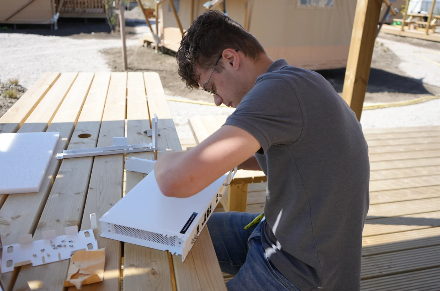 Field service engineer